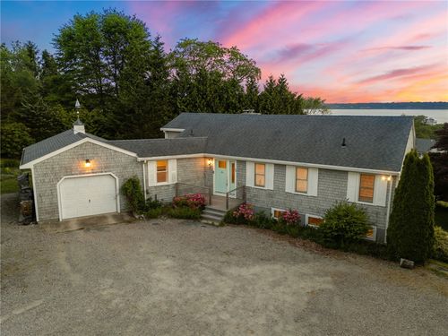 55 W Main Rd, Little Compton, RI, 02837 | Card Image