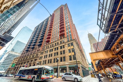 1605-208 W Washington St, Chicago, IL, 60606-3581 | Card Image