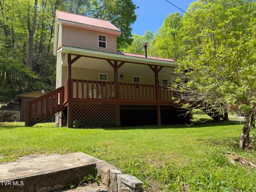 372 Ingram Branch Rd, Roan Mountain, TN, 37687-3737 | Card Image