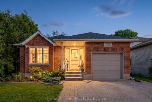 130 Bellamy Cres, Fergus, ON, N1M3S6 | Card Image