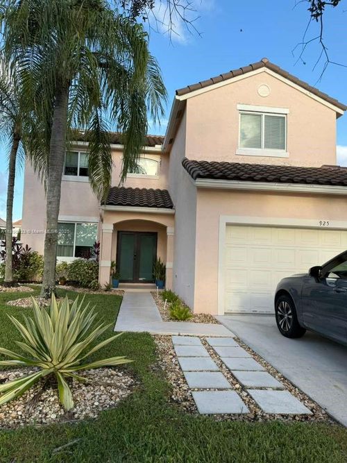 925 Briar Ridge Rd, Weston, FL, 33327-1706 | Card Image