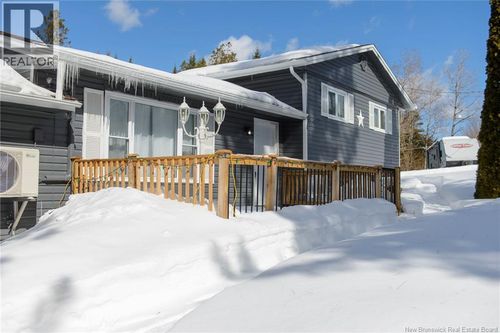 947 Rte 820, Barnesville, NB, E5N3K4 | Card Image