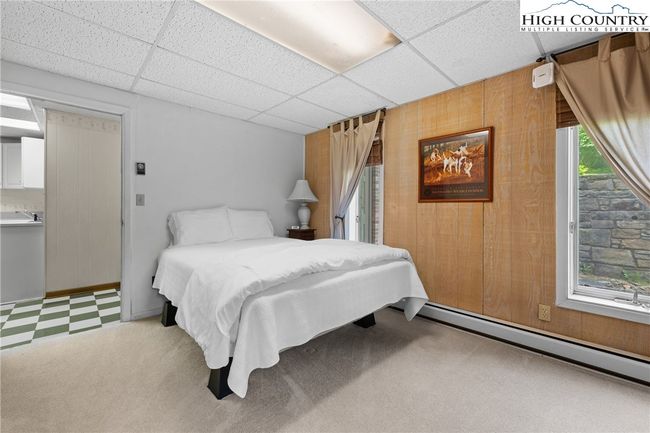 Lower level bedroom ensuite. | Image 26