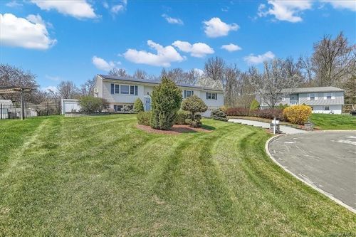 3 Yarmouth Court, Blooming Grove, NY, 10992 | Card Image