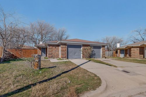 4517 Ebbtide Ct, Fort Worth, TX, 76135-2041 | Card Image