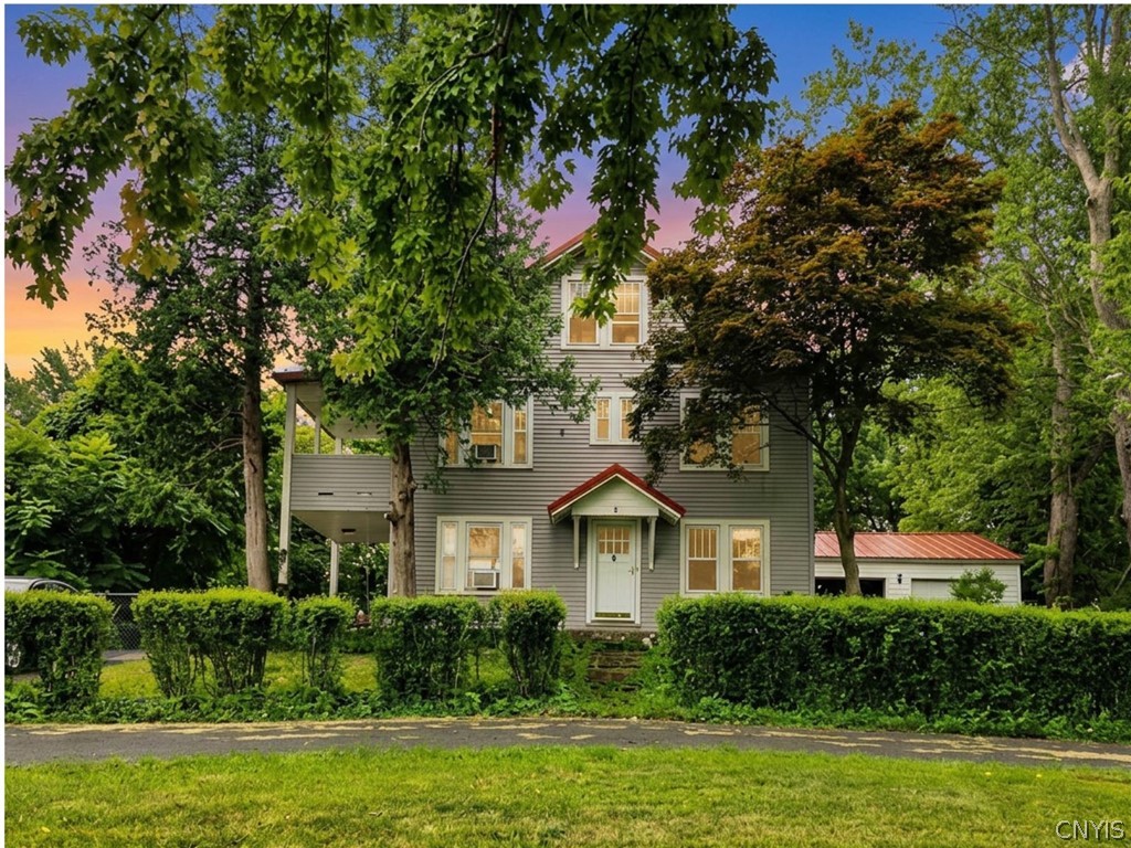 Residential in Utica