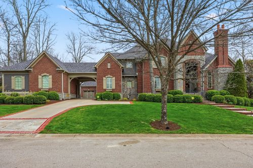 4848 Chelmsbury Ln, Lexington, KY, 40515-1189 | Card Image