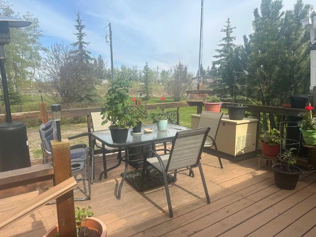 601 23 Street, Home with 3 bedrooms, 1 bathrooms and null parking in Didsbury AB | Image 4