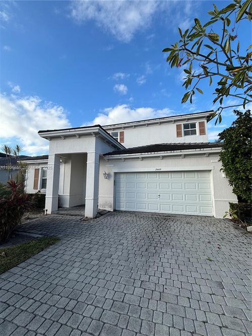 3449 Ne 2nd St, Homestead, FL, 33033-8015 | Card Image