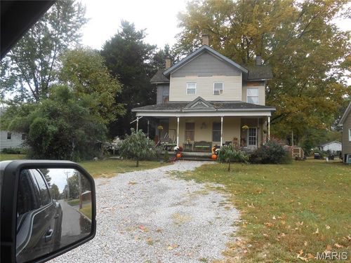 515 E Cole St, Du Quoin, IL, 62832-2107 | Card Image