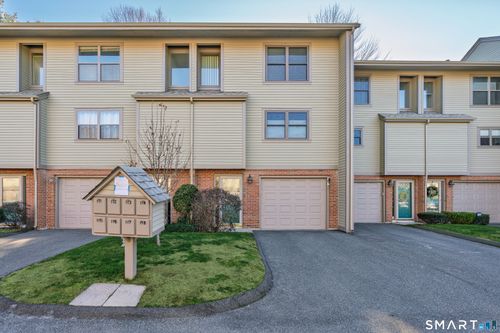 1104-114 Metacomet Dr, Meriden, CT, 06450-3519 | Card Image