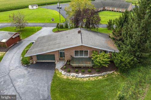 301 Lancaster Ave, DENVER, PA, 17517-1125 | Card Image