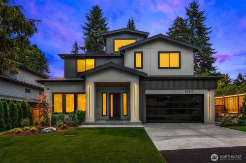 10411 Ne 28th Pl, Bellevue, WA, 98004-2043 | Card Image