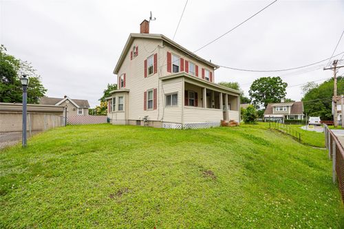 95 Worrall Ave, Poughkeepsie, NY, 12603-2335 | Card Image