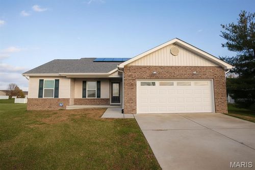 205 Eisenhower Blvd, Troy, IL, 62294-3192 | Card Image