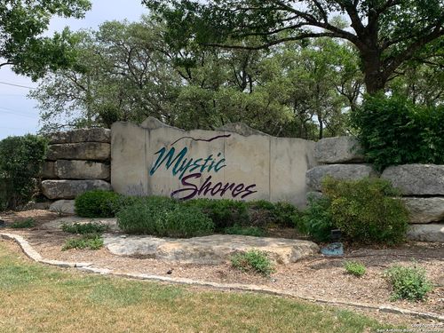 358 Toucan Dr, Spring Branch, TX, 78070-5468 | Card Image