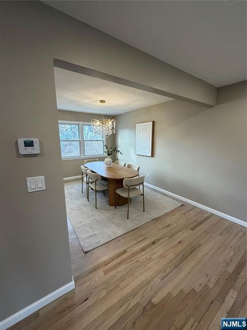 208 Holly Dr, Roselle, NJ, 07203-1915 | Card Image