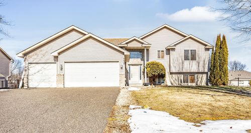 4424 221st St N, Forest Lake, MN, 55025-5509 | Card Image