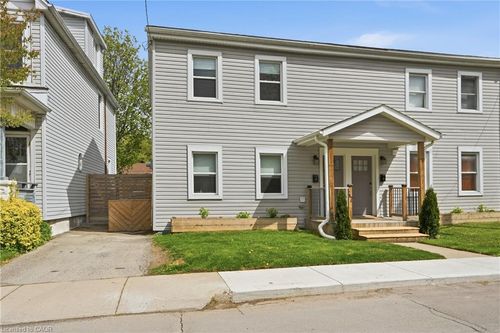 47 New St, Hamilton, ON, L8P4J6 | Card Image
