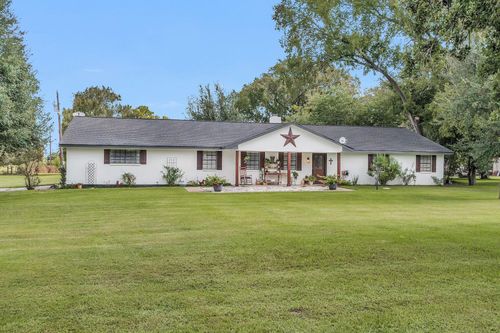 21251 Old River Rd, Washington, TX, 77880-6583 | Card Image