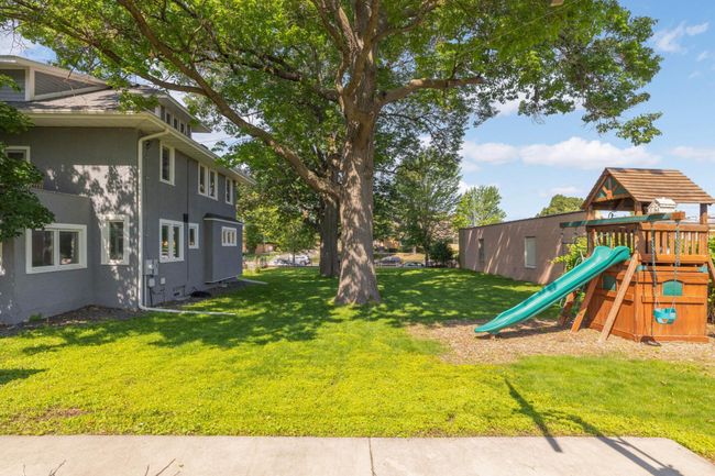 Backyard Looking West | Image 27