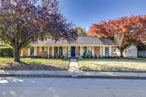 309 Stiles Dr, Midlothian, TX, 76065-3617 | Card Image