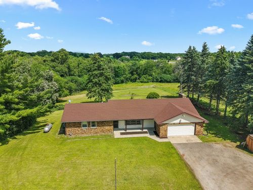 7070 County Road P, Delavan, WI, 53115-2602 | Card Image