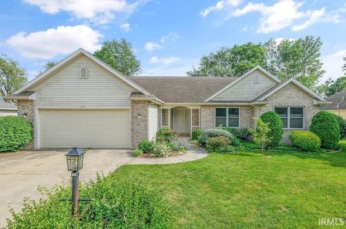 2402 Redspire Blvd, Goshen, IN, 46526-1559 | Card Image