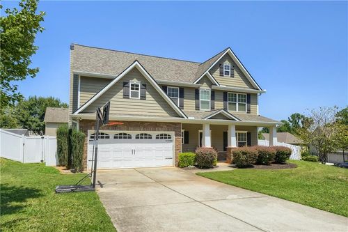 98 Village Park Dr, Newnan, GA, 30265-5550 | Card Image