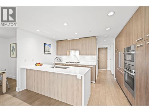 904-1210 E 27th St, North Vancouver, BC, V7J0C5 | Card Image