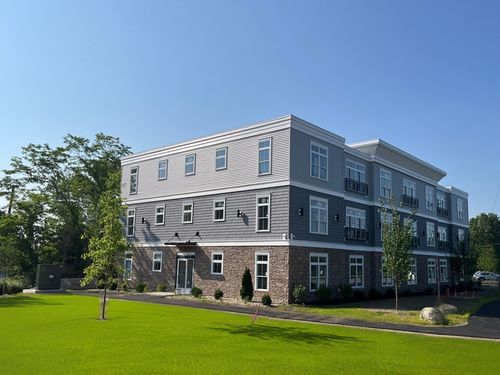 u304-7 Cross St, Wilmington, MA, 01887-2985 | Card Image