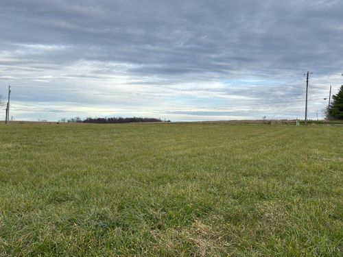 30 Mulligan Dr, New Vienna, OH, 45159-9066 | Card Image