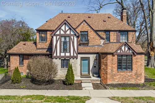 18001 Birchcrest Dr, Detroit, MI, 48221-2736 | Card Image