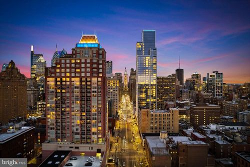 unit-803-440 S Broad St, PHILADELPHIA, PA, 19146-4902 | Card Image