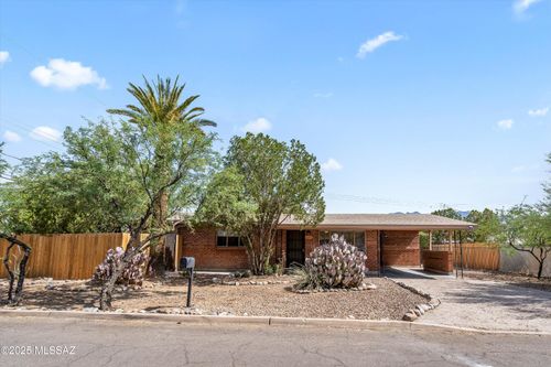 3501 E Edison St, Tucson, AZ, 85716-2910 | Card Image