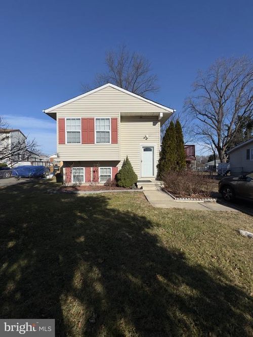 2838 Pennsylvania Ave, HALETHORPE, MD, 21227-3633 | Card Image