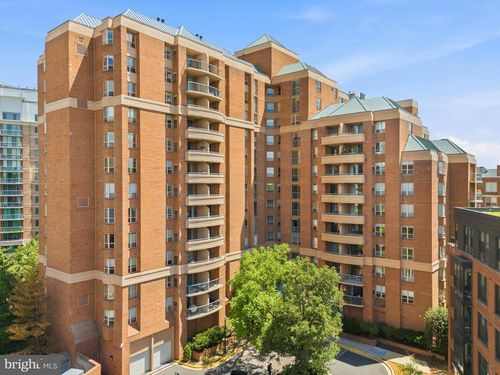 607-4808 Moorland Ln, BETHESDA, MD, 20814-6185 | Card Image