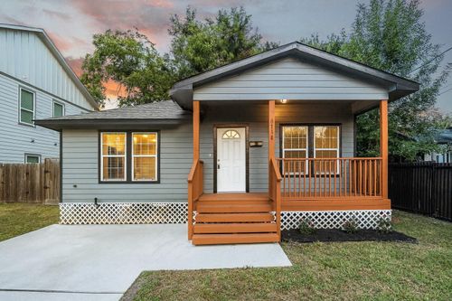 6710 Mcwilliams Dr, Houston, TX, 77091-1836 | Card Image