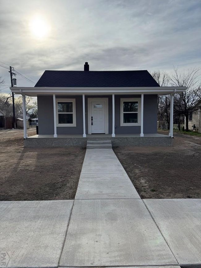 433 Grove Ave, House other with 5 bedrooms, 2 bathrooms and 2 parking in Las Animas CO | Image 4