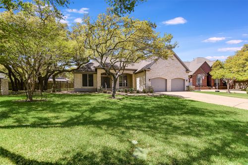 10030 Estancia Ln, Austin, TX, 78739-1770 | Card Image