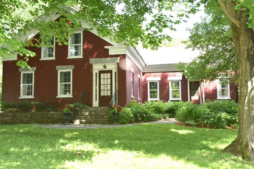327 Browns Trce, Jericho, VT, 05465-9800 | Card Image