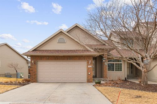 755 Broadmoor Dr, North Liberty, IA, 52317-8006 | Card Image