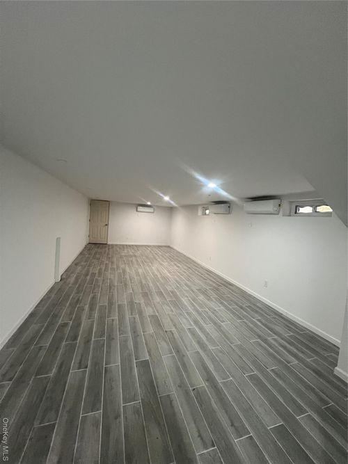 fl-1st-59 48th Ave, Woodside, NY, 11377-5658 | Card Image