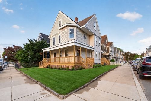 32 Cushman Rd, Boston, MA, 02135-2209 | Card Image