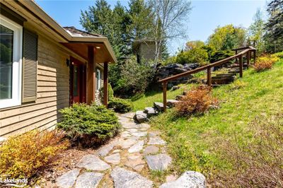 23 Deerhurst Highlands Dr, House other with 3 bedrooms, 2 bathrooms and 3 parking in Huntsville ON | Image 3