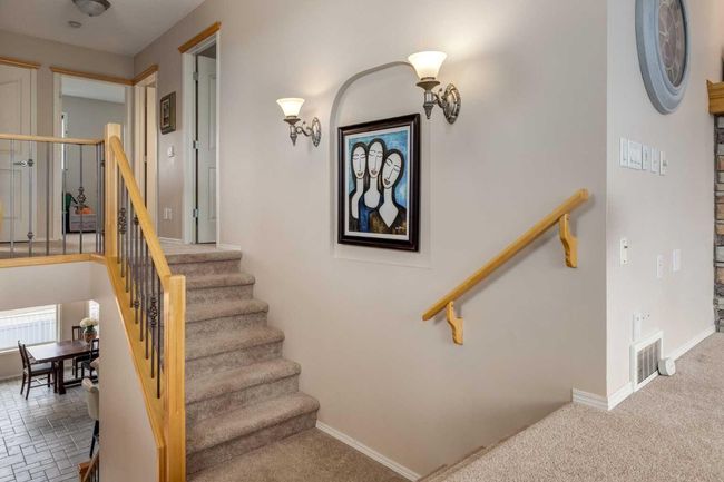 191 Sienna Park Drive Sw, House other with 4 bedrooms, 4 bathrooms and 4 parking in Calgary AB | Image 25