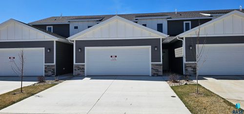 6205 S Hunt Pl Place, Sioux Falls, SD, 57106 | Card Image