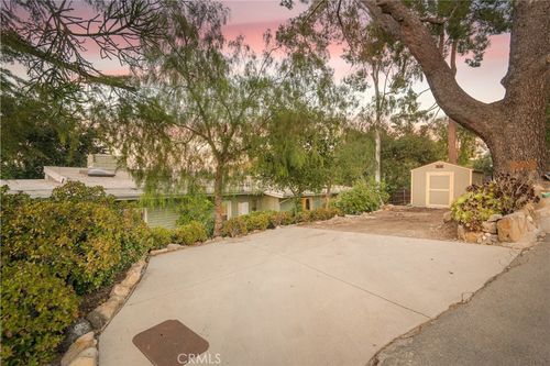 3582 Elm Dr, Calabasas, CA, 91302-2012 | Card Image
