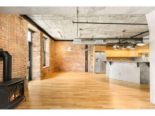 302-1801 Wynkoop St, Denver, CO, 80202-1193 | Card Image