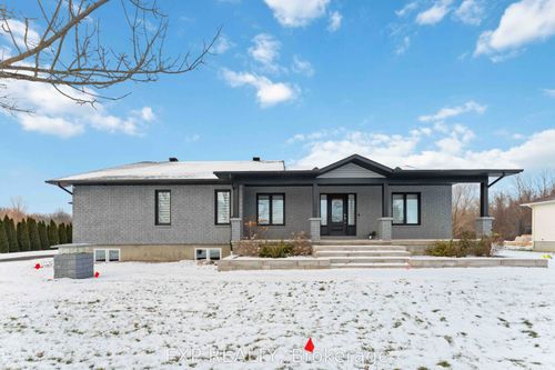 2760 Johannes St, Metcalfe, ON, K0A2P0 | Card Image